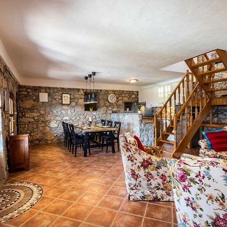 Villa Korina Pinezici  Bagian luar foto