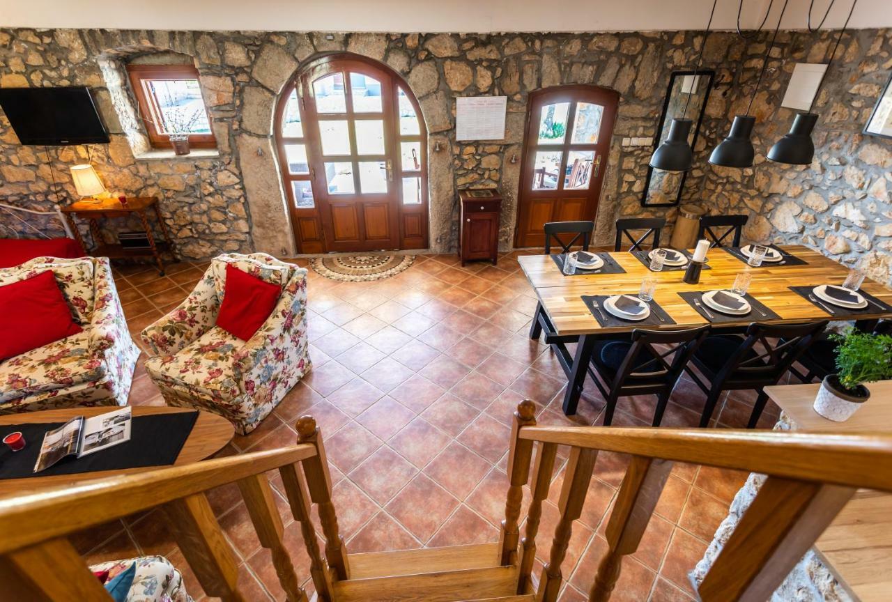 Villa Korina Pinezici  Bagian luar foto