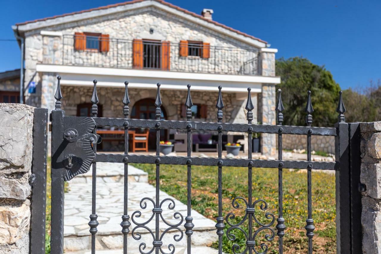 Villa Korina Pinezici  Bagian luar foto